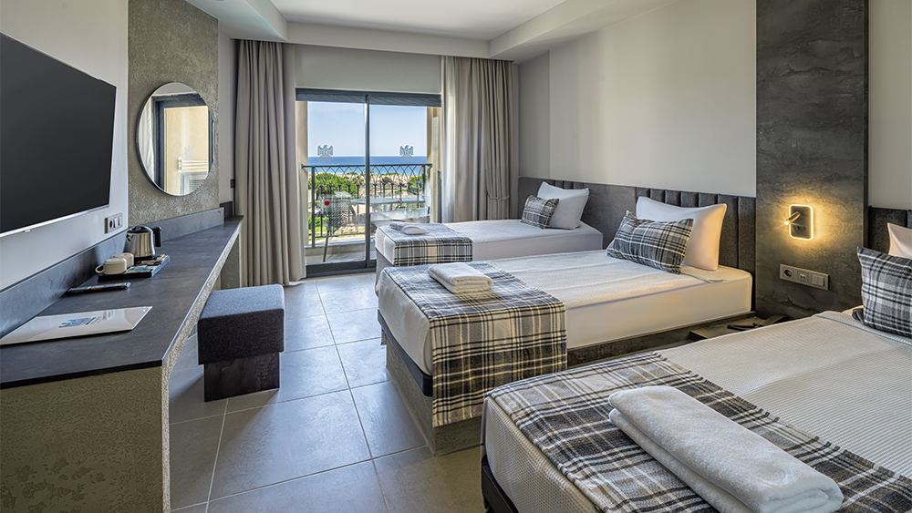 Vierbettzimmer mit Landblick